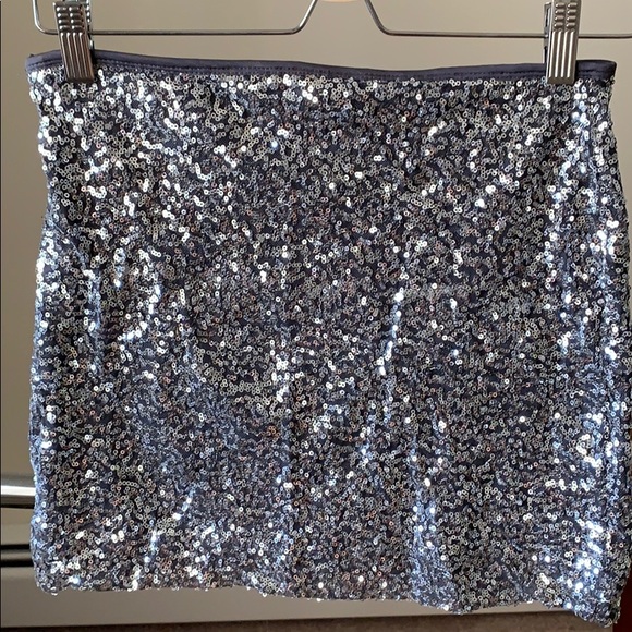 Express Skirts Express Xs Silver Sequin Mini Skirt Poshmark